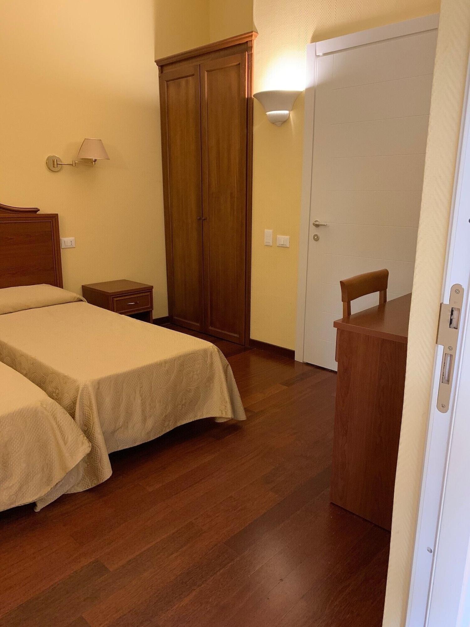Hotel Villa Aricia Ariccia Luaran gambar