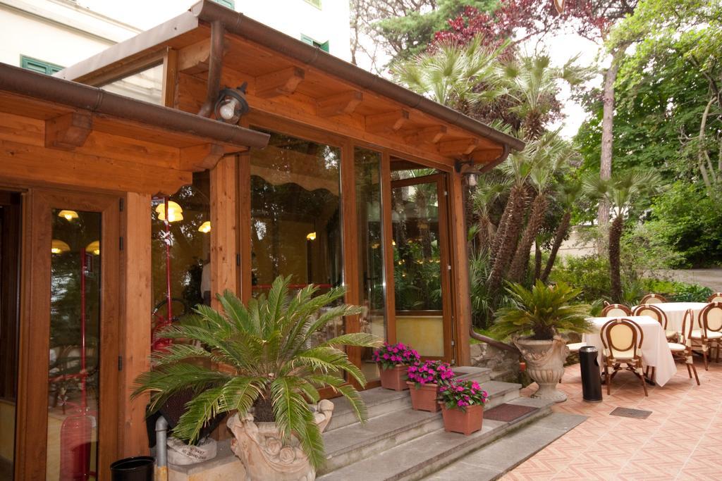 Hotel Villa Aricia Ariccia Luaran gambar