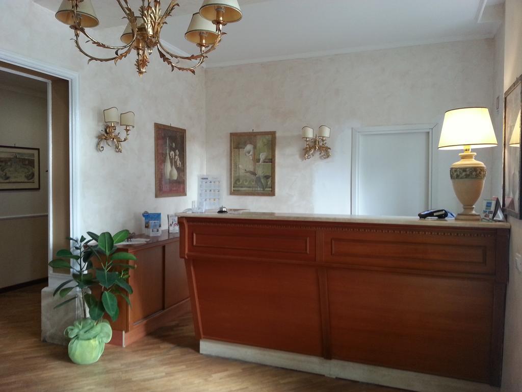 Hotel Villa Aricia Ariccia Luaran gambar