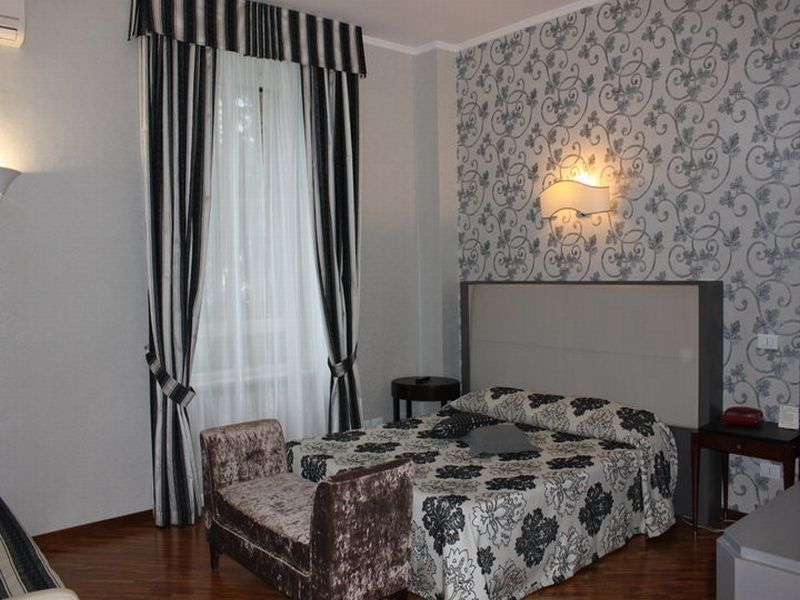 Hotel Villa Aricia Ariccia Luaran gambar